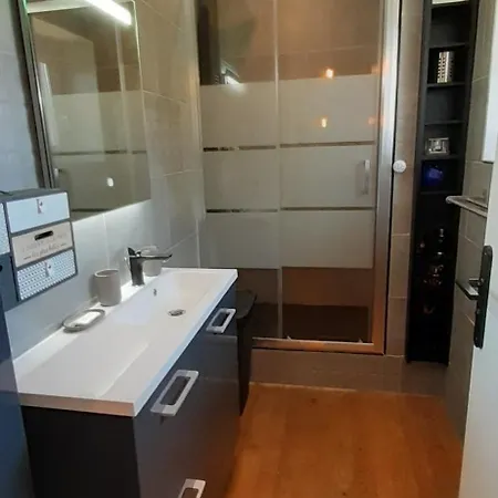 Maison Proche Hauteville-sur-mer בית נופש *