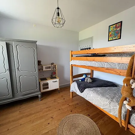 בית נופש Maison Proche Hauteville-sur-mer